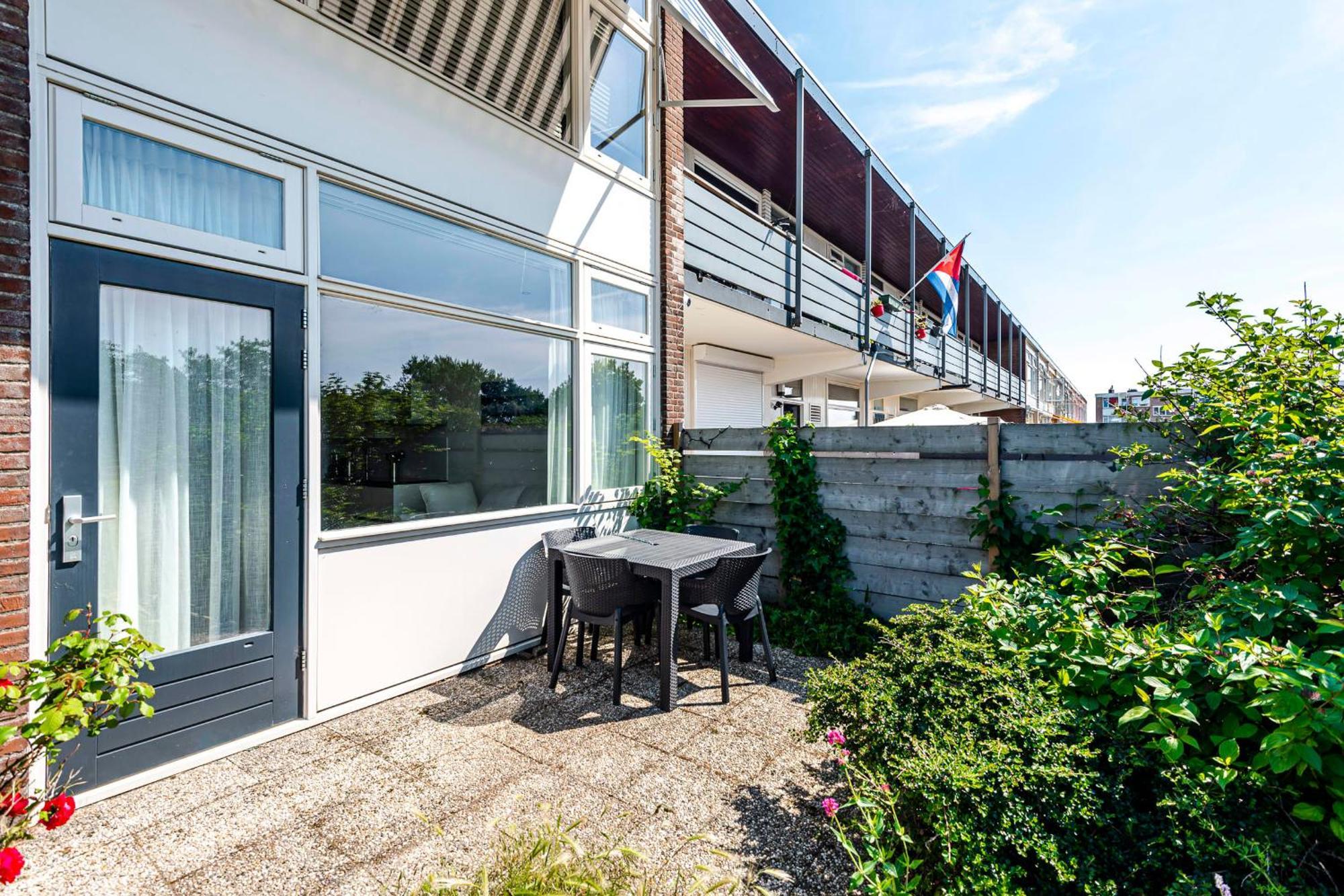 The Apartment Shell 42 Zandvoort Bagian luar foto
